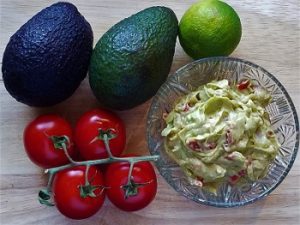 Zutaten für einen Guacamole Dip