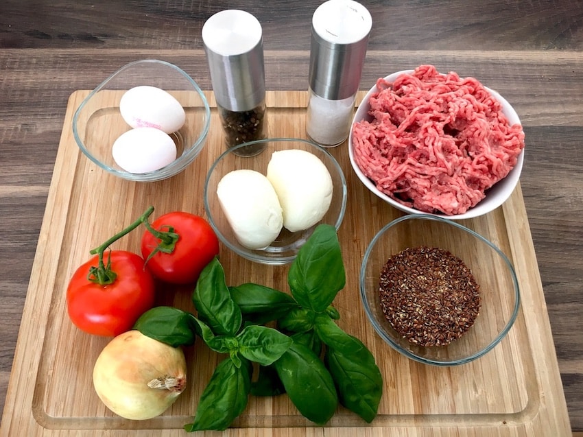 Zutaten für Low Carb Burger mit Mozzarella und Tomate